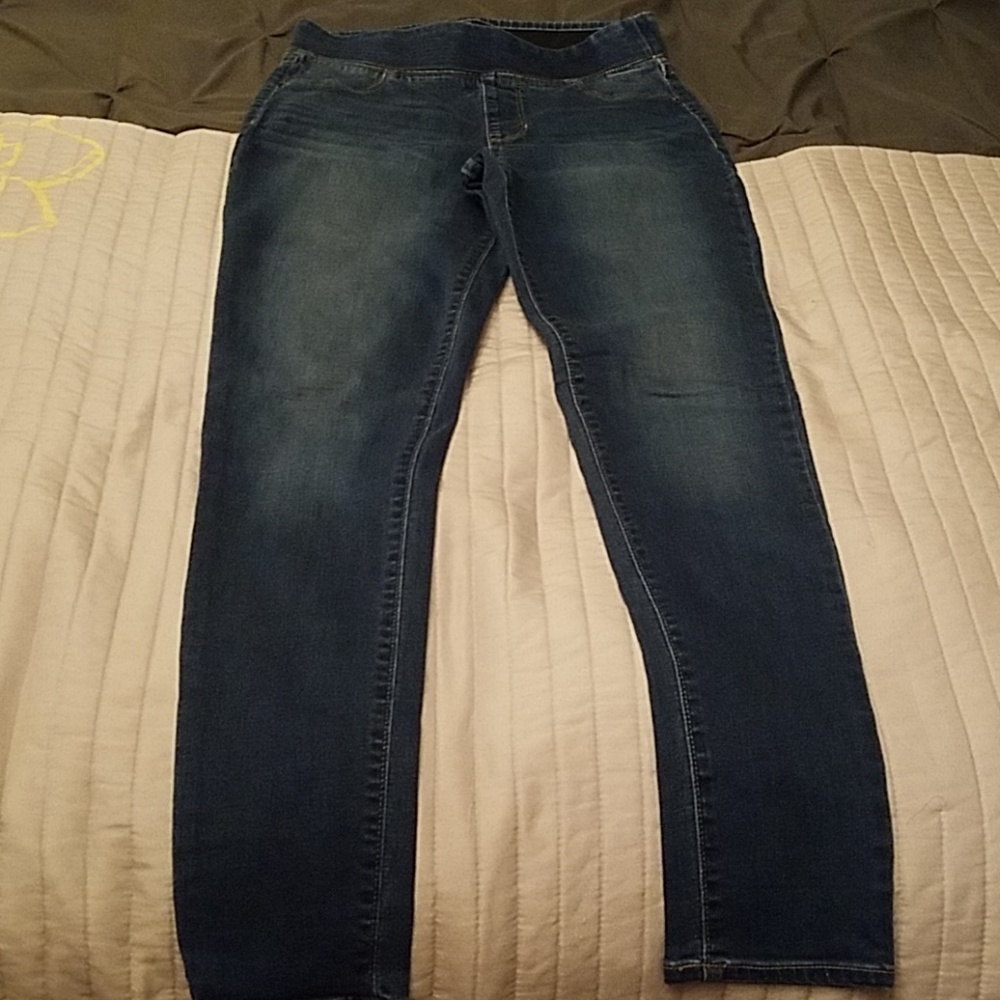 Old Navy Rockstar jeans